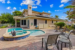 904 SW Pebble Ln, Palm City, FL 34990 - Photo 2