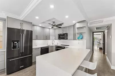 1027 Farnham O #1027, Deerfield Beach, FL 33442 - Photo 4