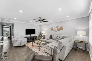 1027 Farnham O, Deerfield Beach, FL 33442 - Photo 1