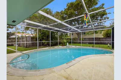 1680 NE 34th Lane #B, Oakland Park, FL 33334 - Photo 1