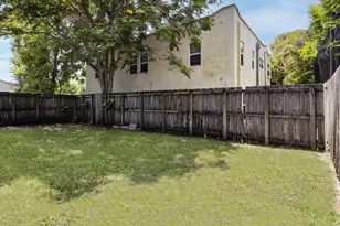 1680 NE 34th Ln, Oakland Park, FL 33334 - Photo 16