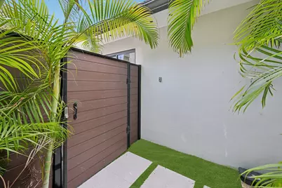240 30th Street, West Palm Beach, FL 33407 - Photo 32