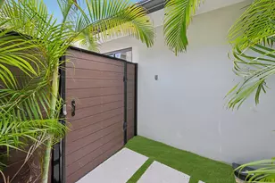 240 30th St, West Palm Beach, FL 33407 - Photo 32