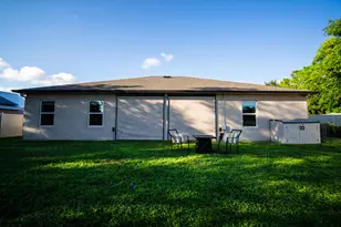 1662 SE North Blackwell Dr, Port Saint Lucie, FL 34952 - Photo 6