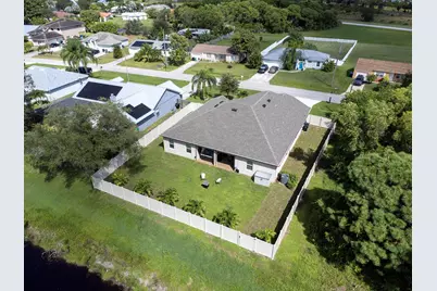 1662 SE North Blackwell Drive, Port Saint Lucie, FL 34952 - Photo 44