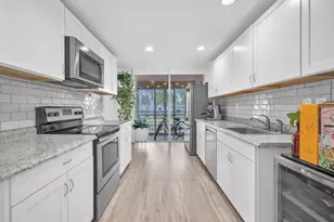 6921 Cypress Rd, Plantation, FL 33317 - Photo 10
