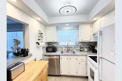 228 Canterbury J, West Palm Beach, FL 33417 - Photo 6
