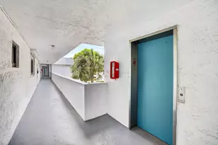 1410 Sheridan St, Hollywood, FL 33020 - Photo 4