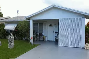 4718 NW 50th St, Tamarac, FL 33319 - Photo 4