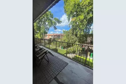 42 Madrid Lane #7-16, Davie, FL 33324 - Photo 4