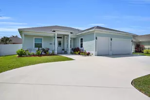 1950 SW Glendale St, Port Saint Lucie, FL 34987 - Photo 2