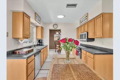 9603 NW 73rd Street, Tamarac, FL 33321 - Photo 18