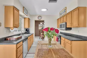 9603 NW 73rd St, Tamarac, FL 33321 - Photo 18