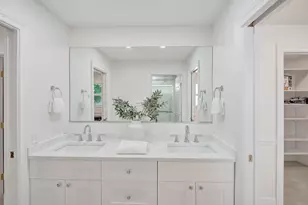 2401 NW 39th St, Boca Raton, FL 33431 - Photo 38