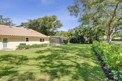 2401 NW 39th Street, Boca Raton, FL 33431 - Photo 54