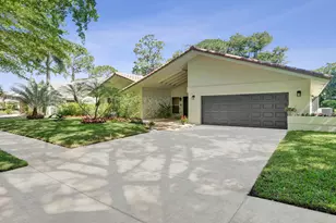 2401 NW 39th St, Boca Raton, FL 33431 - Photo 2