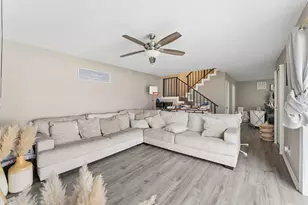 1425 Oxford Ln, Boynton Beach, FL 33426 - Photo 8