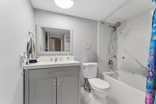 1425 Oxford Ln, Boynton Beach, FL 33426 - Photo 6