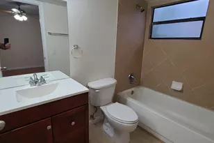1547 Lake Crystal Dr, West Palm Beach, FL 33411 - Photo 14