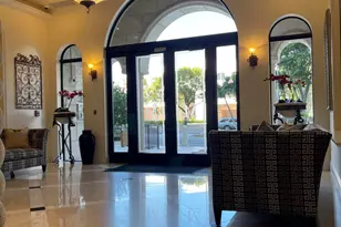 616 Clearwater Park Rd, West Palm Beach, FL 33401 - Photo 2