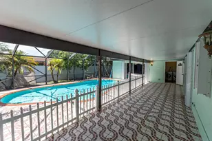 1045 Cameo Cir, West Palm Beach, FL 33417 - Photo 24