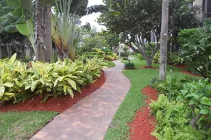 3605 S Ocean Blvd, South Palm Beach, FL 33480 - Photo 2