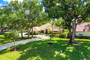 6 Tarrington Cir, Palm Beach Gardens, FL 33418 - Photo 48