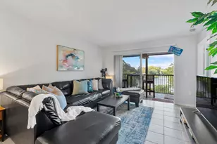 2236 N Cypress Bend Dr, Pompano Beach, FL 33069 - Photo 4