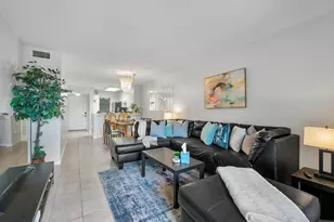 2236 N Cypress Bend Dr, Pompano Beach, FL 33069 - Photo 8