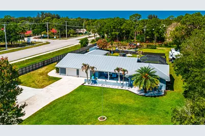 5588 SE Lamay Drive, Stuart, FL 34997 - Photo 2