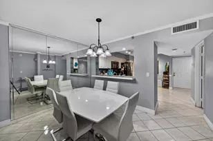 2200 S Cypress Bend Dr, Pompano Beach, FL 33069 - Photo 12