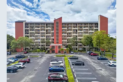 2200 S Cypress Bend Drive #101, Pompano Beach, FL 33069 - Photo 32