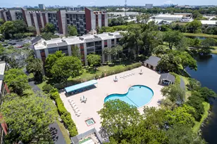 2200 S Cypress Bend Dr, Pompano Beach, FL 33069 - Photo 40