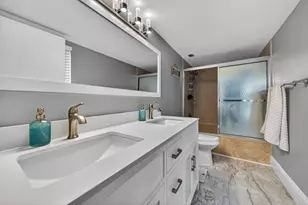 2200 S Cypress Bend Dr, Pompano Beach, FL 33069 - Photo 22