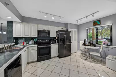 2200 S Cypress Bend Drive #101, Pompano Beach, FL 33069 - Photo 8