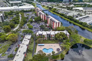 2200 S Cypress Bend Dr, Pompano Beach, FL 33069 - Photo 34