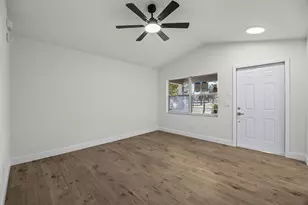 945 SE Forrest Park Dr, Stuart, FL 34994 - Photo 10