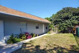 743 S Swinton Ave, Delray Beach, FL 33444 - Photo 2