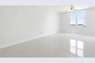 511 SE 5th Avenue #2207, Fort Lauderdale, FL 33301 - Photo 2