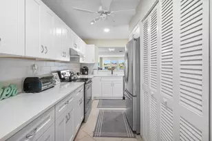 5850 Sugar Palm Ct, Delray Beach, FL 33484 - Photo 6