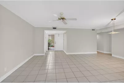 17276 Boca Club Boulevard #1805, Boca Raton, FL 33487 - Photo 10
