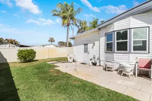 7750 SE Shenandoah Dr, Hobe Sound, FL 33455 - Photo 32