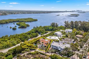 23 Sloans Curve Dr, Palm Beach, FL 33480 - Photo 30