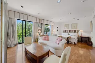 23 Sloans Curve Dr, Palm Beach, FL 33480 - Photo 14