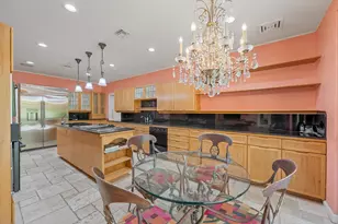 23 Sloans Curve Dr, Palm Beach, FL 33480 - Photo 10