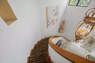 23 Sloans Curve Dr, Palm Beach, FL 33480 - Photo 14