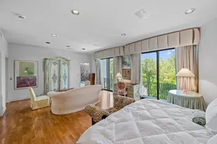 23 Sloans Curve Dr, Palm Beach, FL 33480 - Photo 16