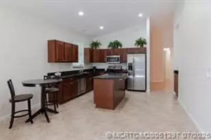 1446 SE Tidewater Pl, Stuart, FL 34997 - Photo 4