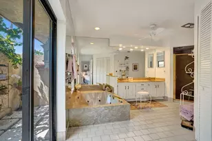 7 Marlwood Ln, Palm Beach Gardens, FL 33418 - Photo 10