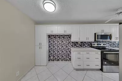 7 Royal Palm Way, Boca Raton, FL 33432 - Photo 14